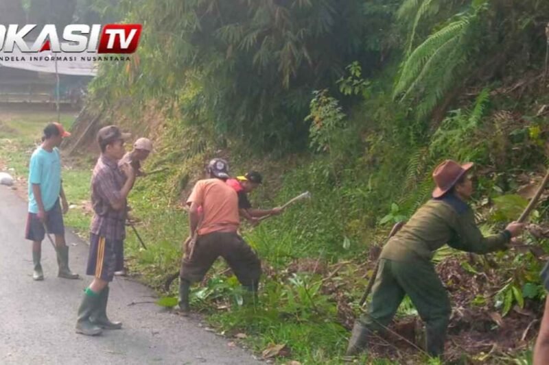 Jumsih Desa Sobang Sambut HUT ke-81 RI, Warga Kompak Bersihkan Lingkungan