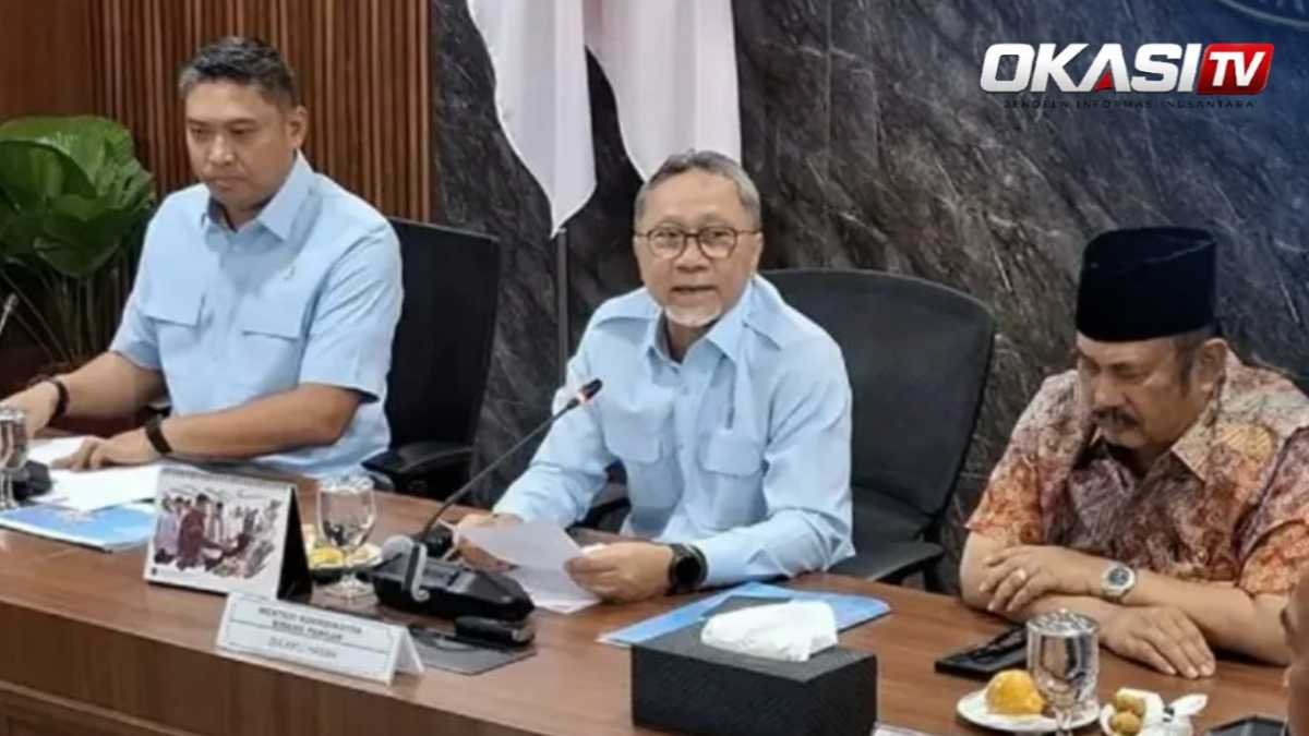 Zulkifli Hasan dan Sudaryono dalam rapat perbaikan tata kelola dan pengawasan MBG