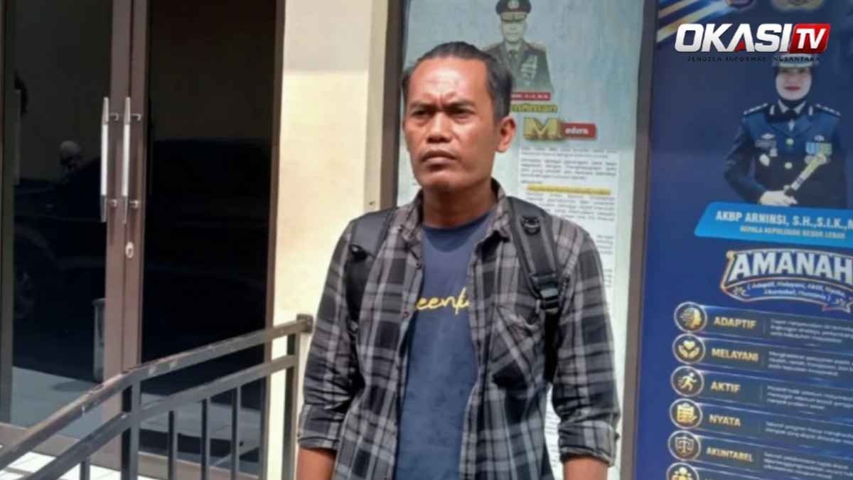 Jurnalis Jamaludin di Polres Lebak terkait laporan dugaan arogansi Kades Rahong.