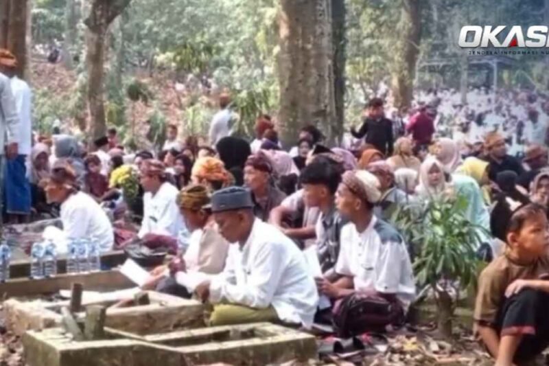 Puncak Seren Taun Kasepuhan Guradog, Ribuan Warga Ziarah ke Makam Leluhur